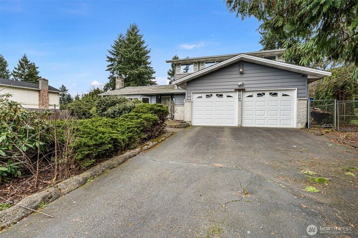 Property Photo: 15015 111th Avenue Ct E WA 98374