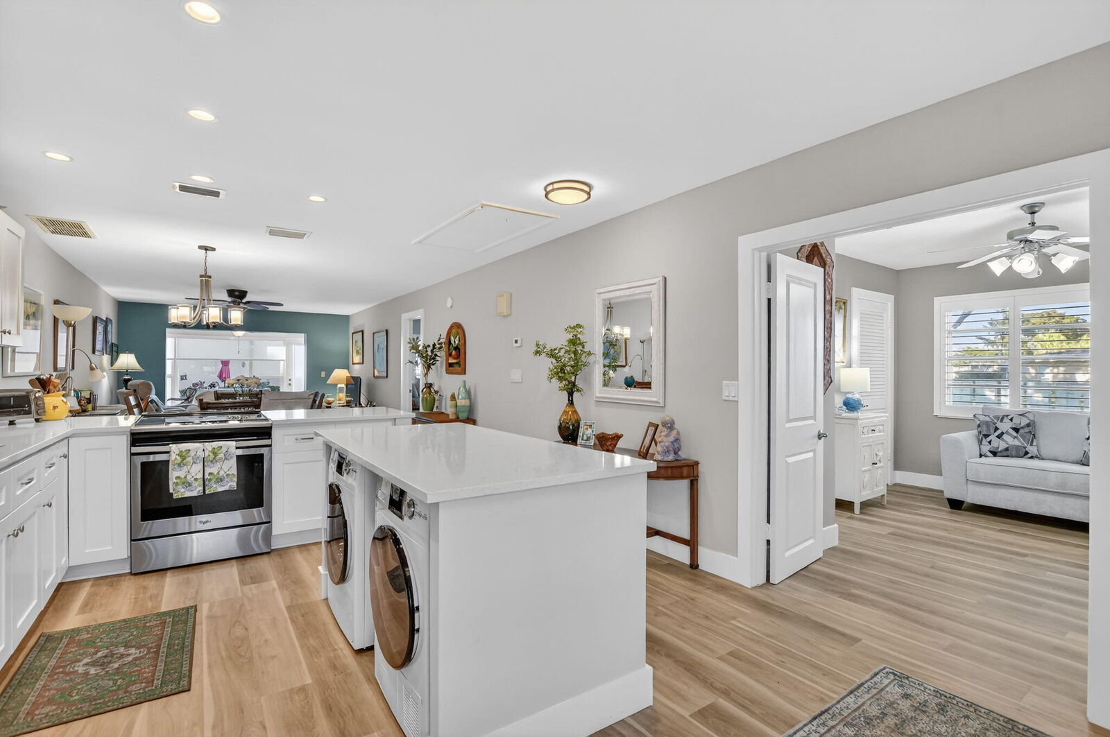 Property Photo:  8871 Warwick Drive  FL 33433 