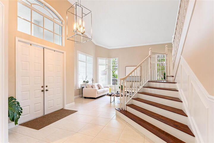 Property Photo:  2527 Montclaire Circle  FL 33327 