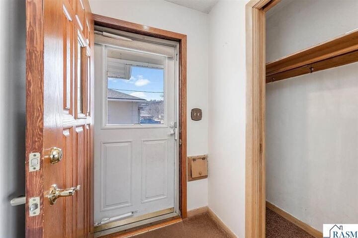 Property Photo:  511 Harrison Avenue  MN 56003 