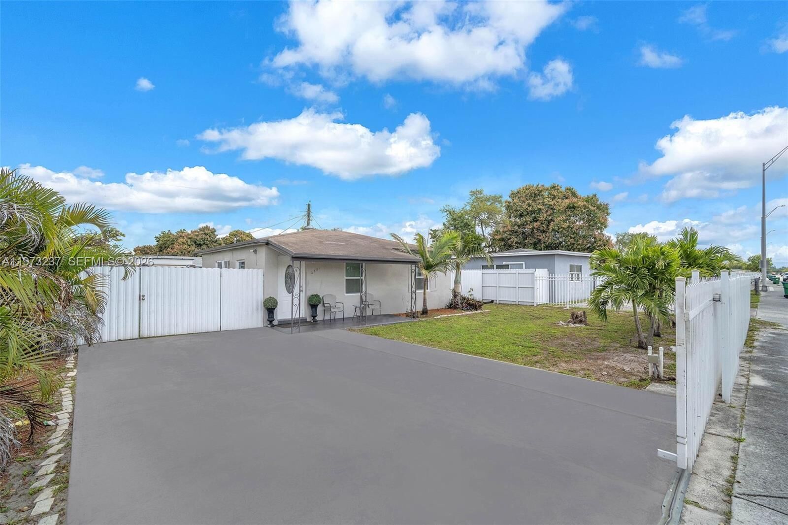 Property Photo: 2521 NW 151st St FL 33054