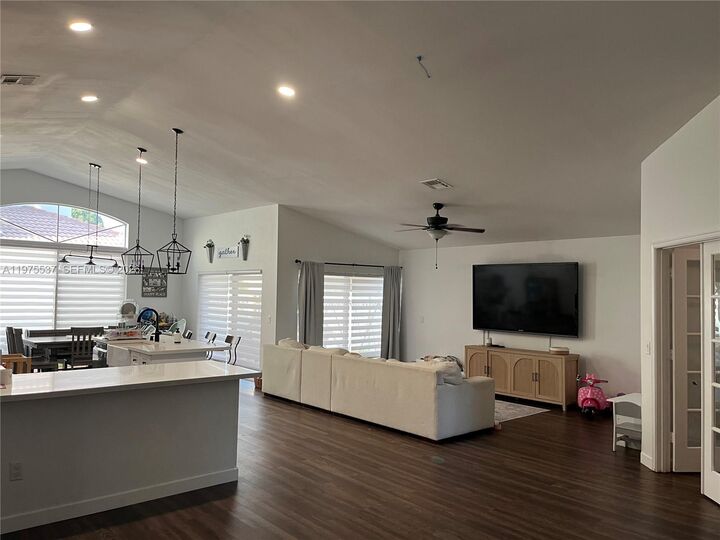 Property Photo:  17901 NW 19th St  FL 33029 