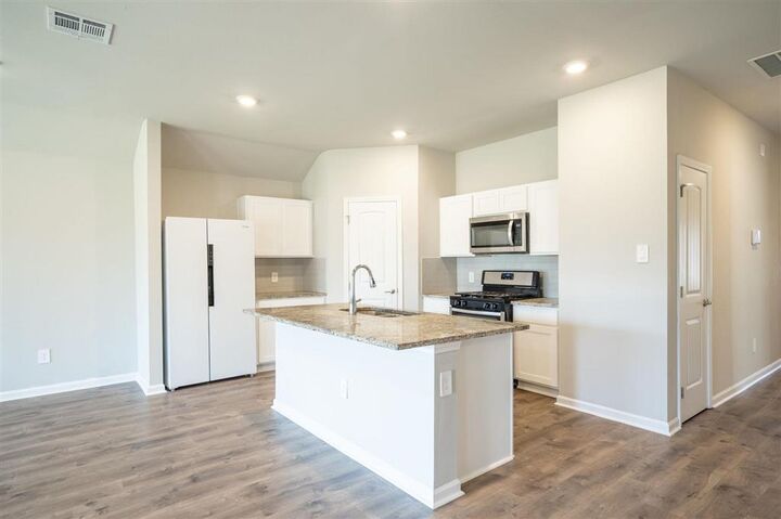 Property Photo:  2234 S Savannah Lakes Drive S  LA 70607 