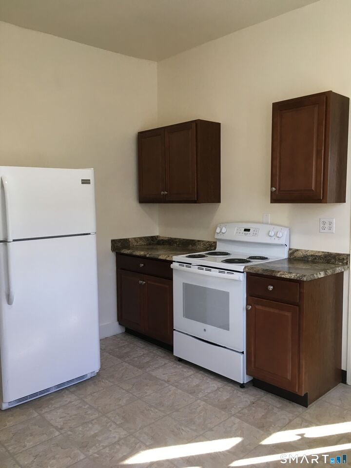 Property Photo:  423 Whalley Avenue  CT 06511 