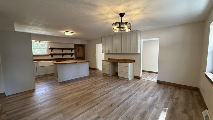 Property Photo:  2174 Stone Ridge Drive  MO 65711 