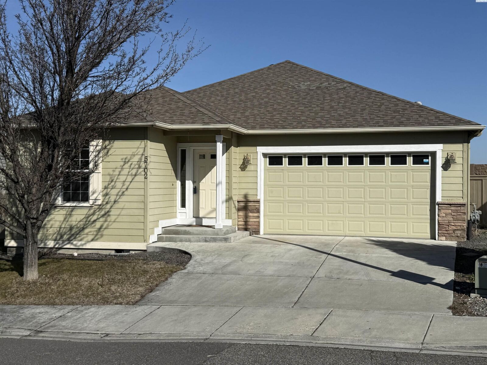 Property Photo:  5702 W 23rd Ave  WA 99338 