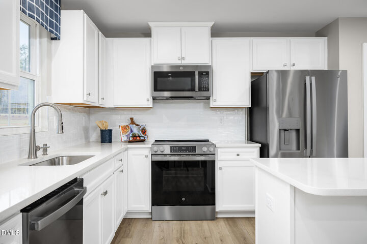 Property Photo:  517 Nemesia Drive  NC 27591 