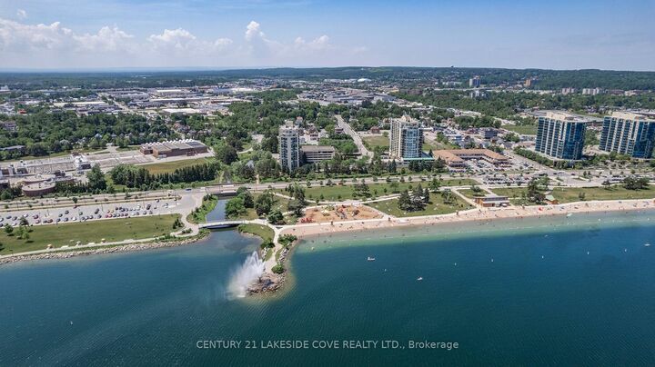 Property Photo:  75 Ellen Street S 711  ON L4N 7R6 