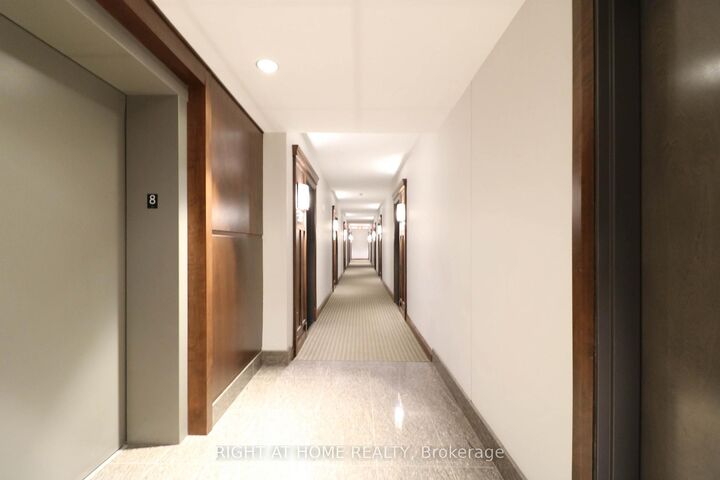 Property Photo: 238 Besserer Street 810 ON K1N 6B1