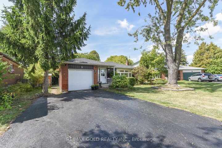 11 Dudley Place — photo 1