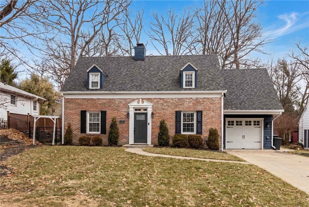 Property Photo:  1924 Shaler Dr  PA 15116 