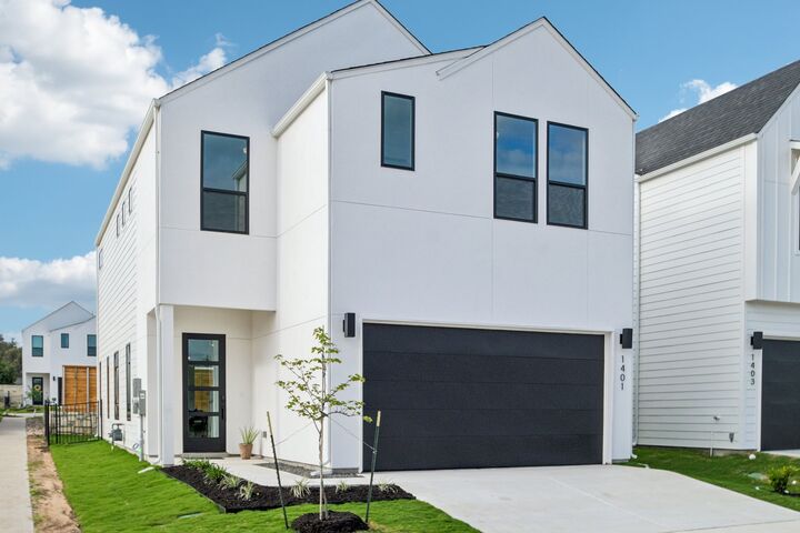 Property Photo: 1302 Rambling Rose Road TX 78745