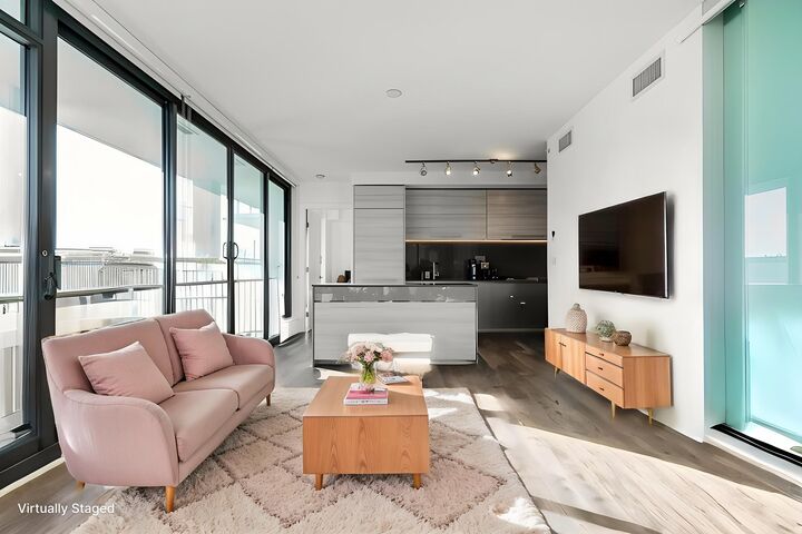 Property Photo: 4488 Juneau Street 303 BC V5C 0M4