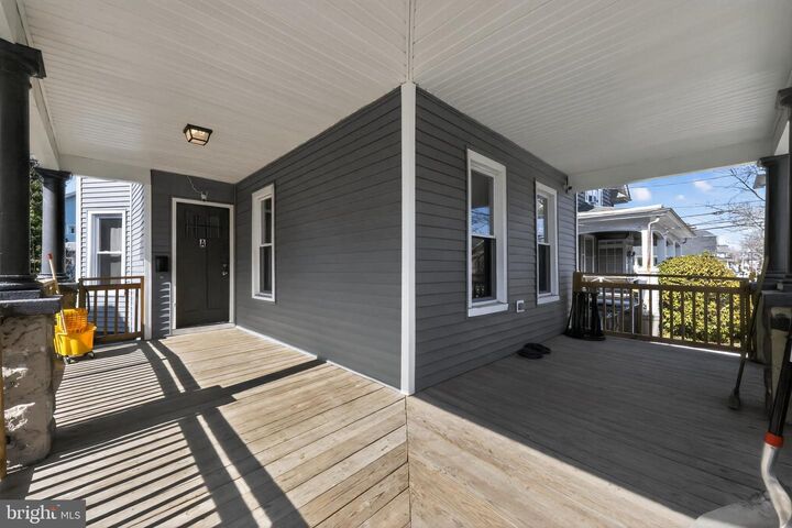 Property Photo:  207 Elm Avenue  NJ 08107 