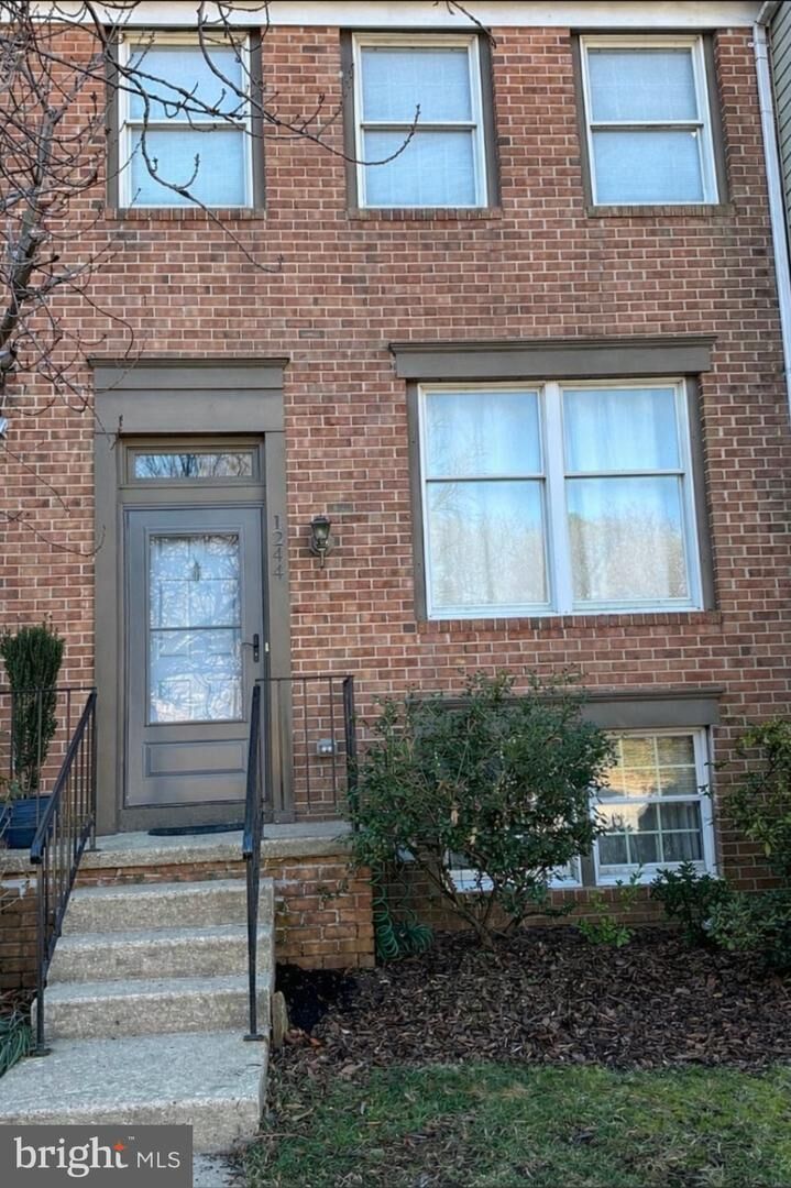 Property Photo:  1244 Swanhill Court  MD 21226 