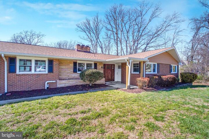 Property Photo:  1808 Lafayette Boulevard  VA 22401 