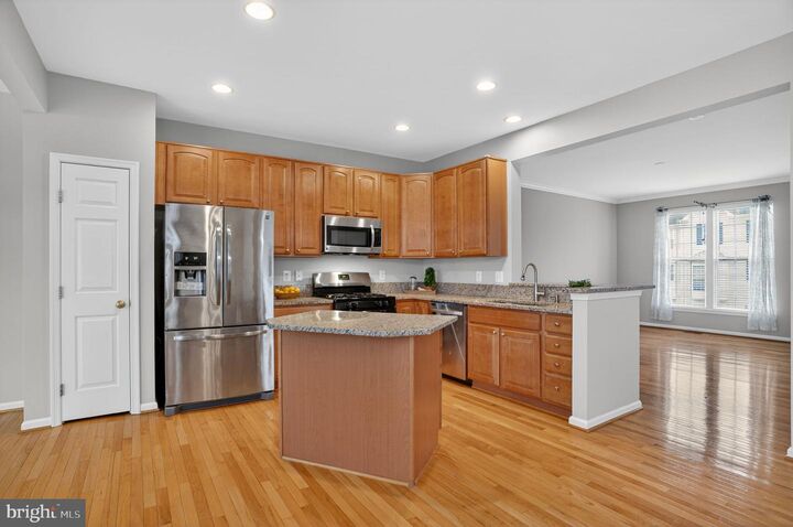 Property Photo: 15976 Canada Goose Loop VA 22191