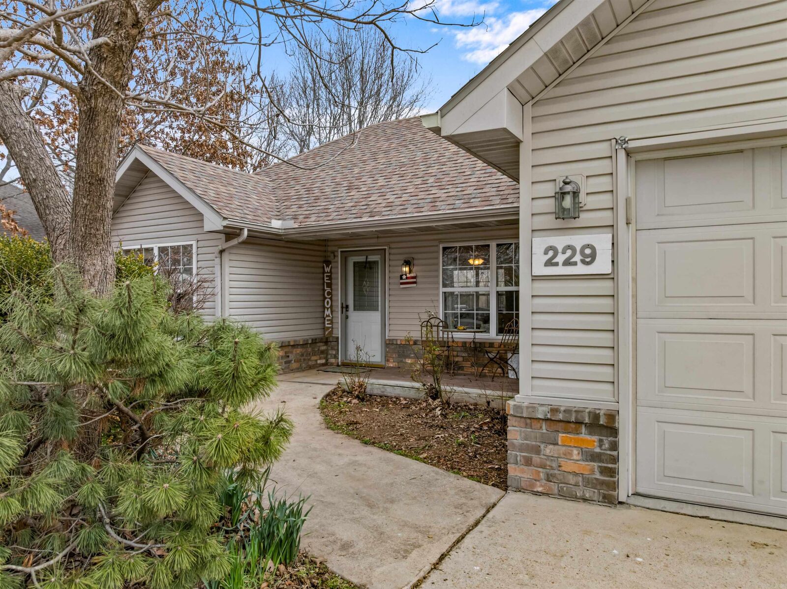 Property Photo: 229 S Johnson Street AR 72635