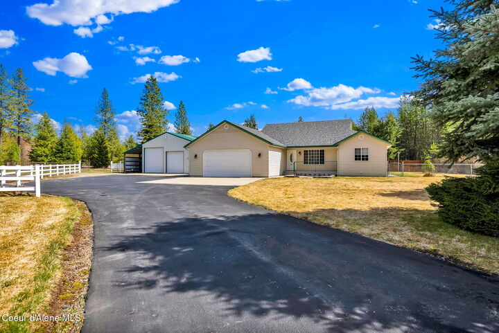 Property Photo:  16649 N Sitka Rd  ID 83858 