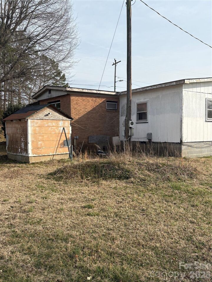 Property Photo:  480 Concordia Church Road  NC 28023 