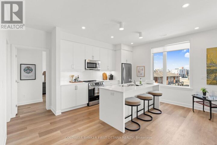 Photo de la propriété:  520 Pimiwidon Street 208  ON K1K 5B4 