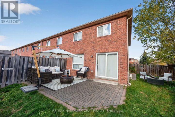 Property Photo:  36 Goodwin Drive  ON L4N 5Z7 