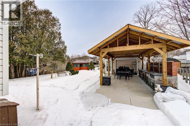 Property Photo:  135 King Hiram Street  ON N5C 1L7 