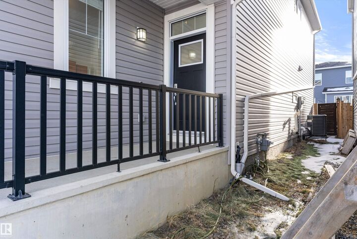 Property Photo:  20007 16 Avenue NW  AB T6M 0Y3 