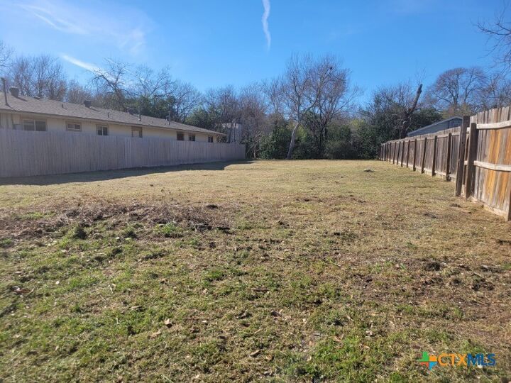 Property Photo:  5606 1/2 Joe Sayers Avenue  TX 78756 