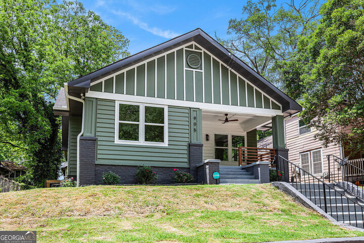 Property Photo:  905 Gaston Street SW  GA 30310 