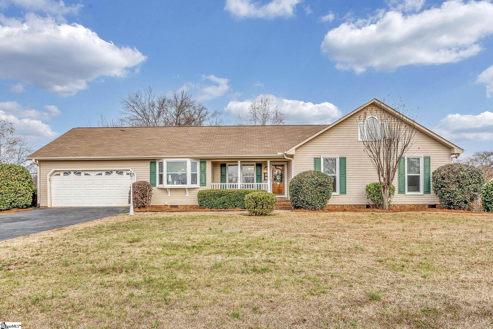 Property Photo:  437 Cresthaven Drive  SC 29316 