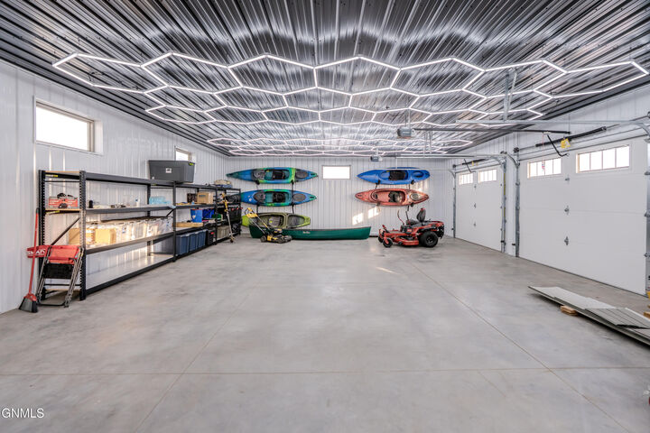 Property Photo:  3547 Honey Lane  ND 58554 