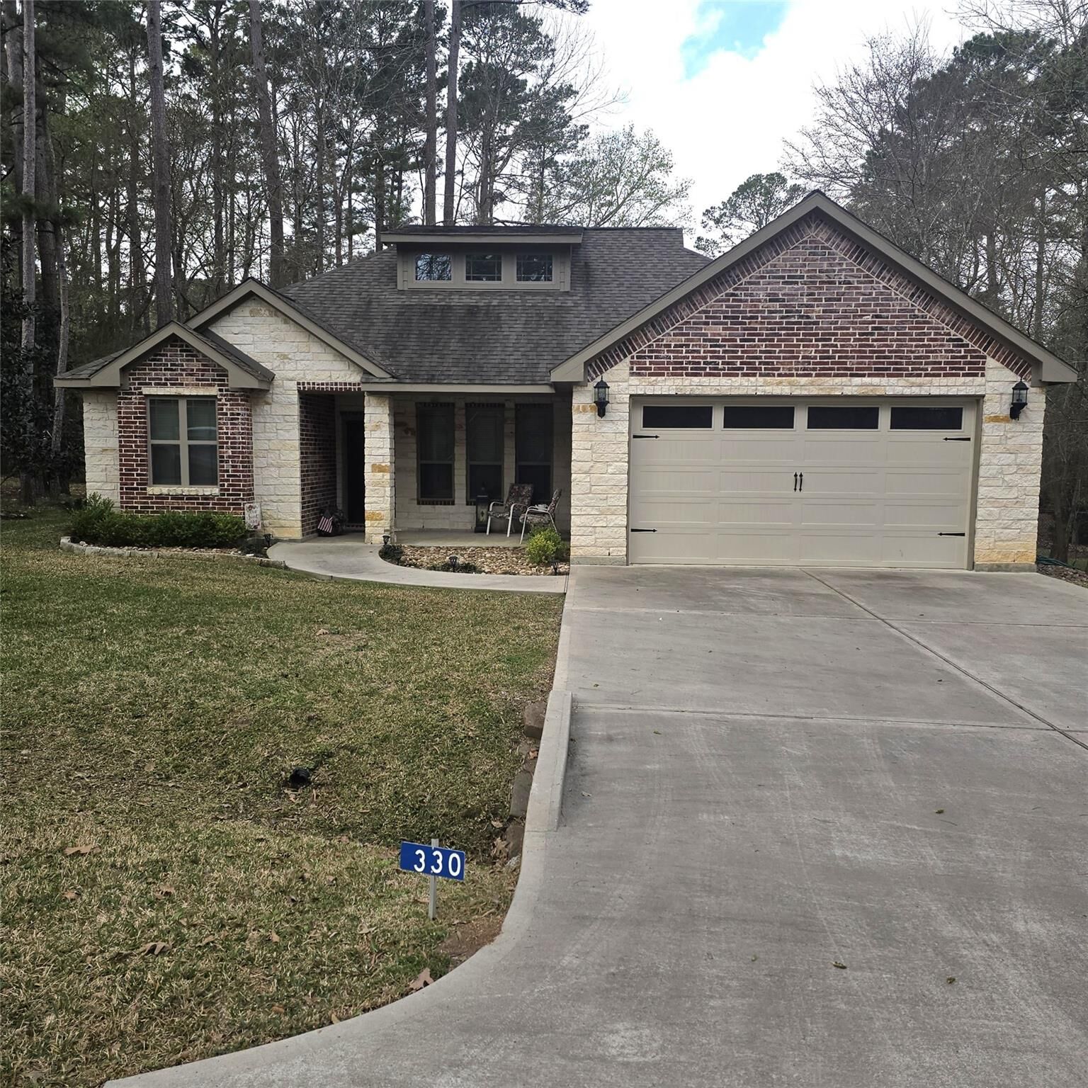 Property Photo:  330 N Royale Greens Drive  TX 77331 