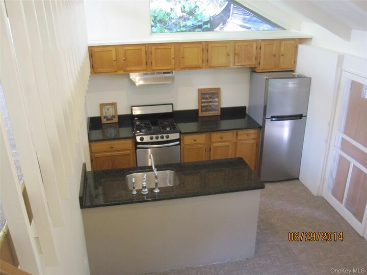 Property Photo:  909 Route 9W S  NY 10960 