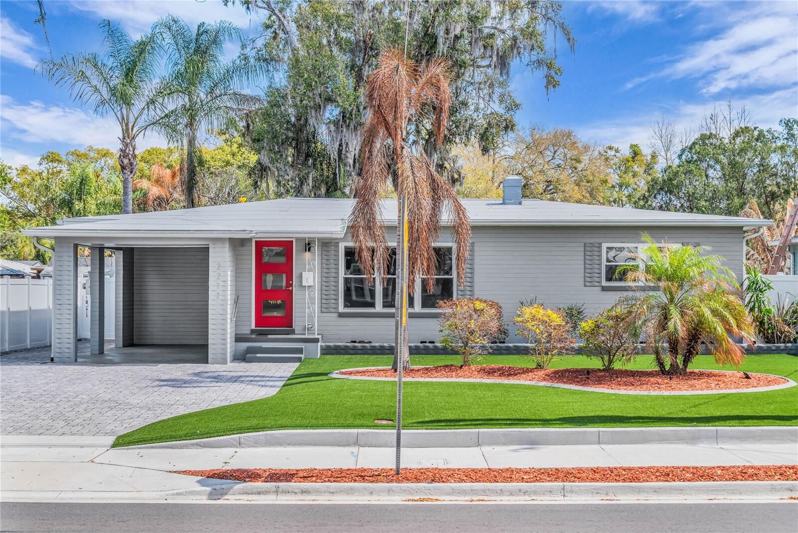 Property Photo:  2211 Delaney Avenue  FL 32806 