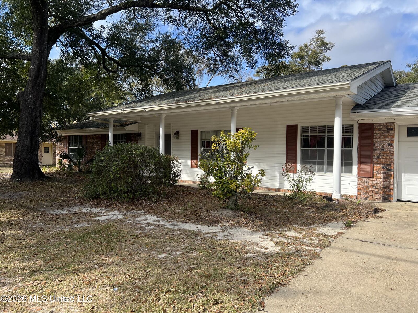 Property Photo:  2530 Old Bay Road  MS 39531 