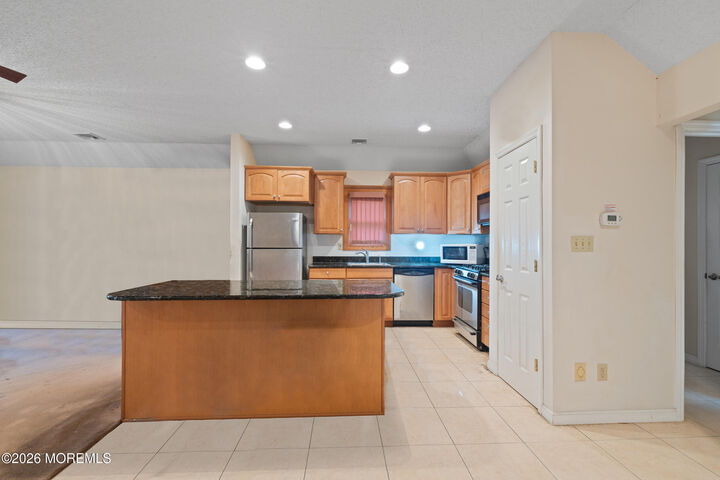 Property Photo:  274 Aldrich Road  NJ 07731 