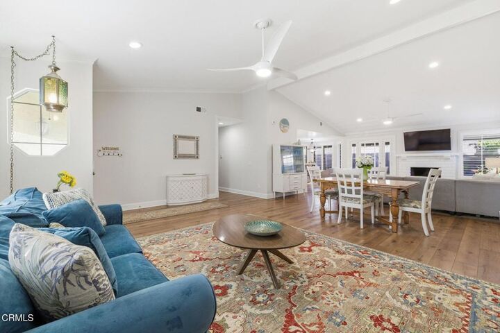 Property Photo:  2470 Warbler Avenue  CA 93003 