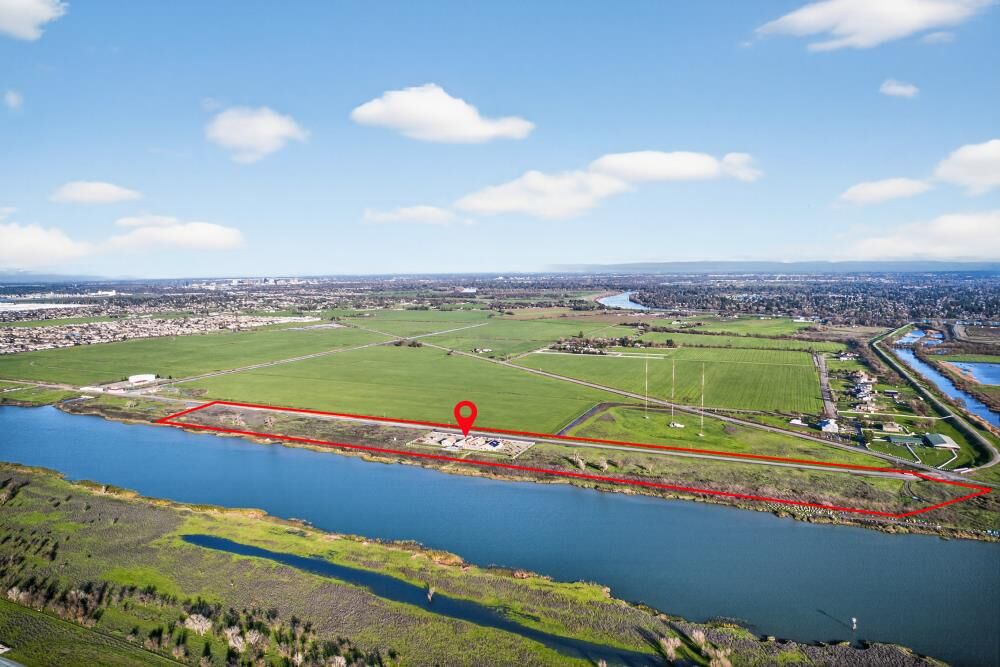 Property Photo:  5010 Jefferson Boulevard  CA 95691 