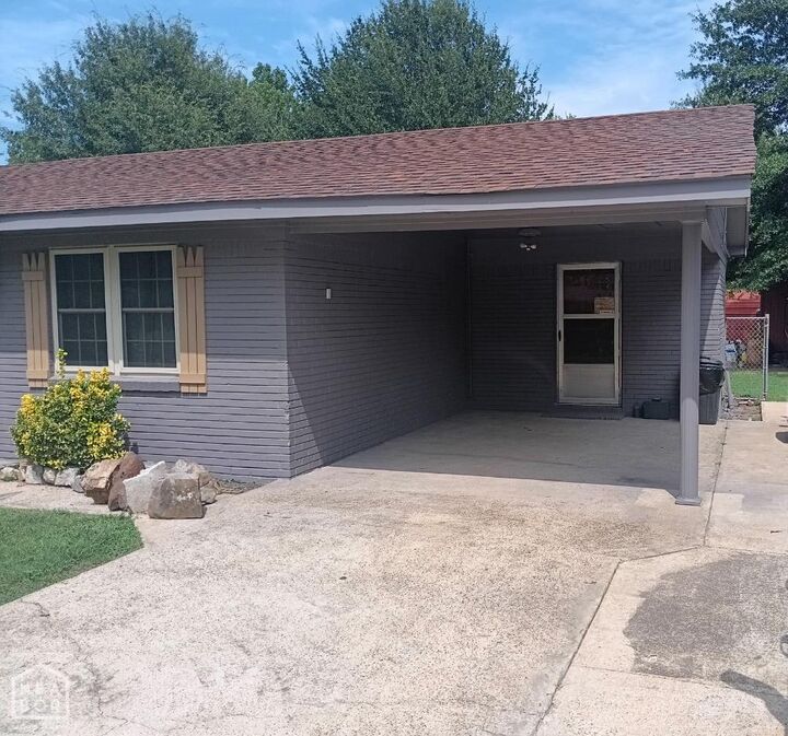 Property Photo: 310 Pine Street AR 72351