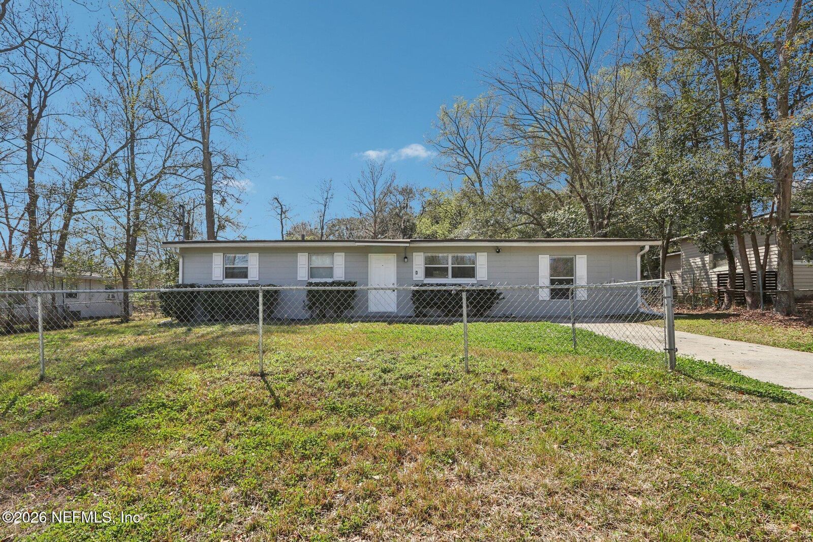 Property Photo:  6928 Goldilocks Lane  FL 32210 