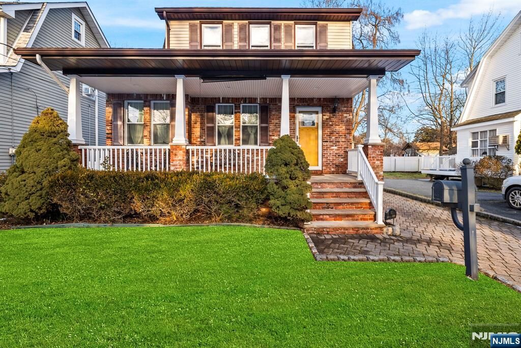 Property Photo:  91 Kensington Avenue  NJ 07648 