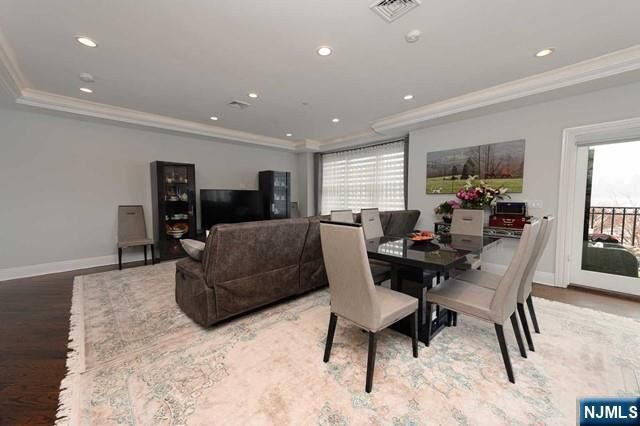 Property Photo:  30 Marquis Court  NJ 07020 