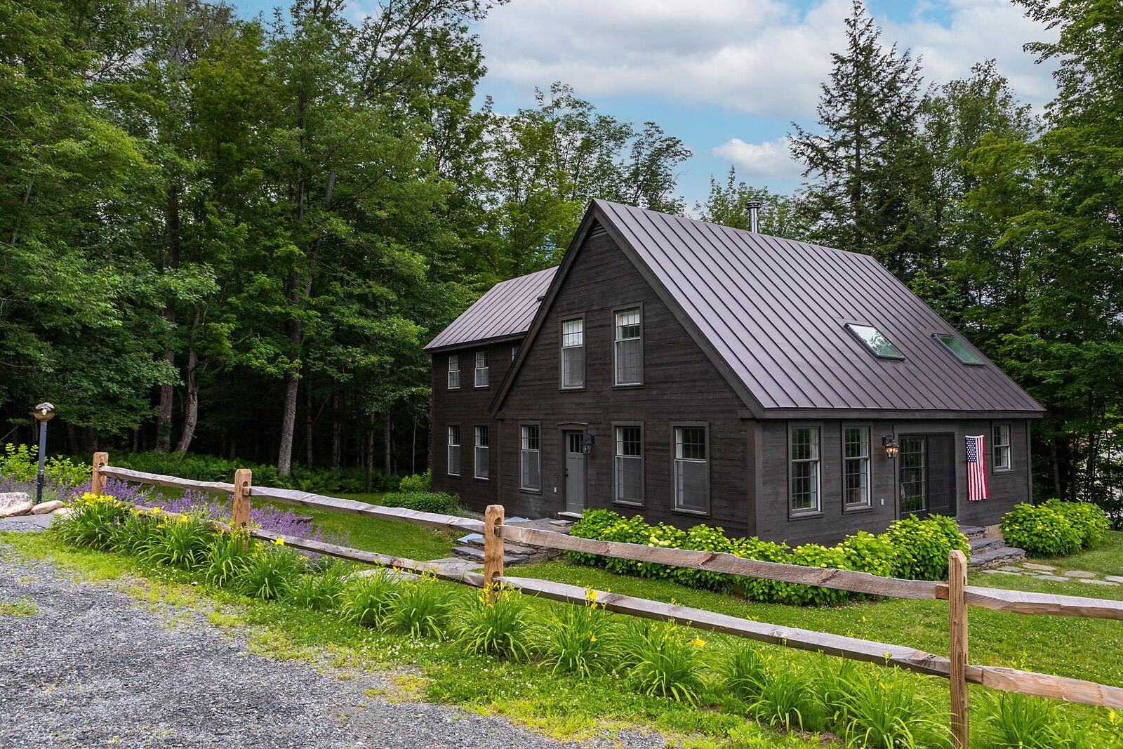 Property Photo: 211 Abnaki Trace VT 05059