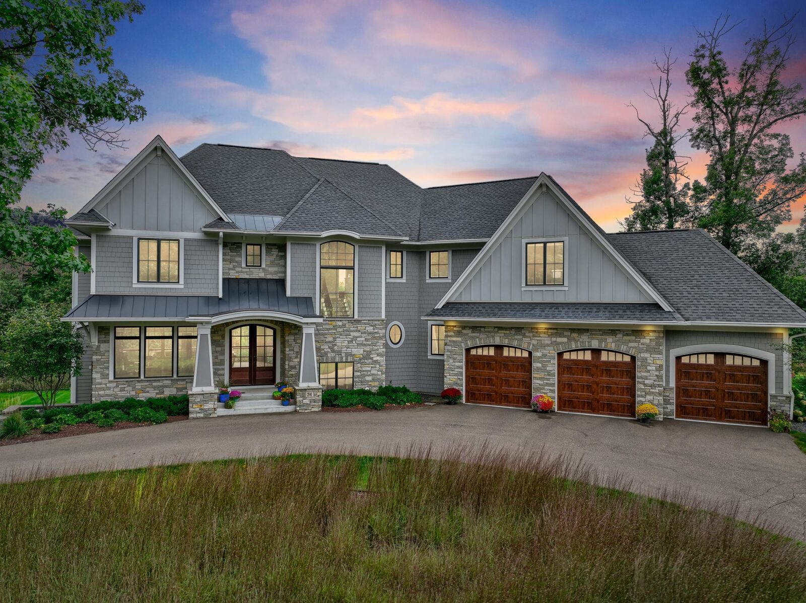 Property Photo:  21 Cherrywood Circle  MN 55127 