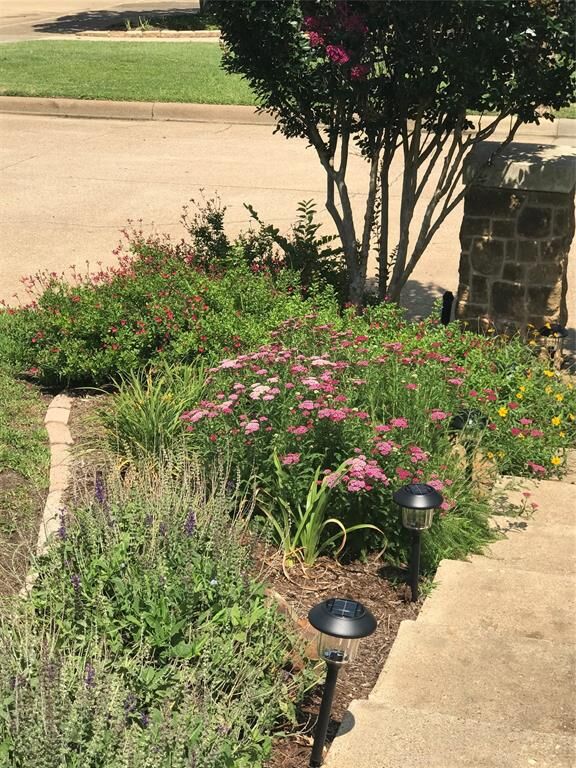 Property Photo:  1118 Berkshire Court  TX 76262 