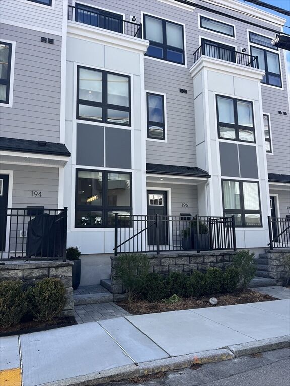 Property Photo:  17-31 Charles Park Rd 196  MA 02132 