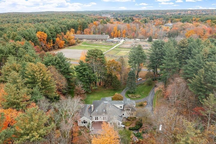 Property Photo:  2 Duston Ln  MA 01720 