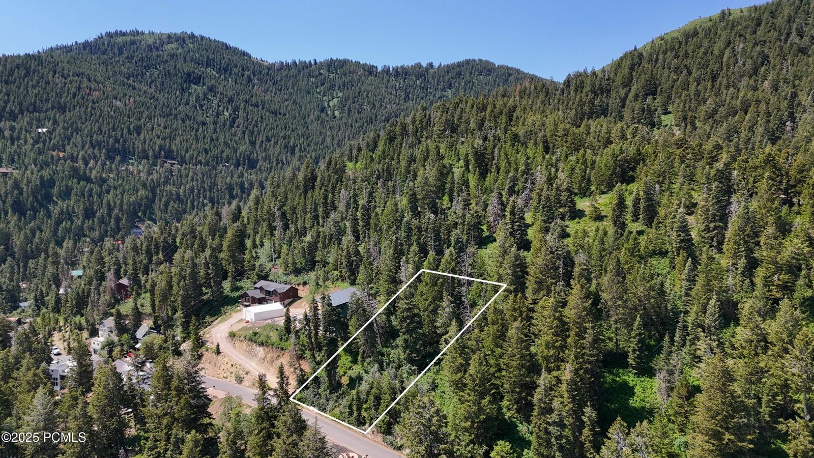 Property Photo:  385 Upper Evergreen Drive  UT 84098 