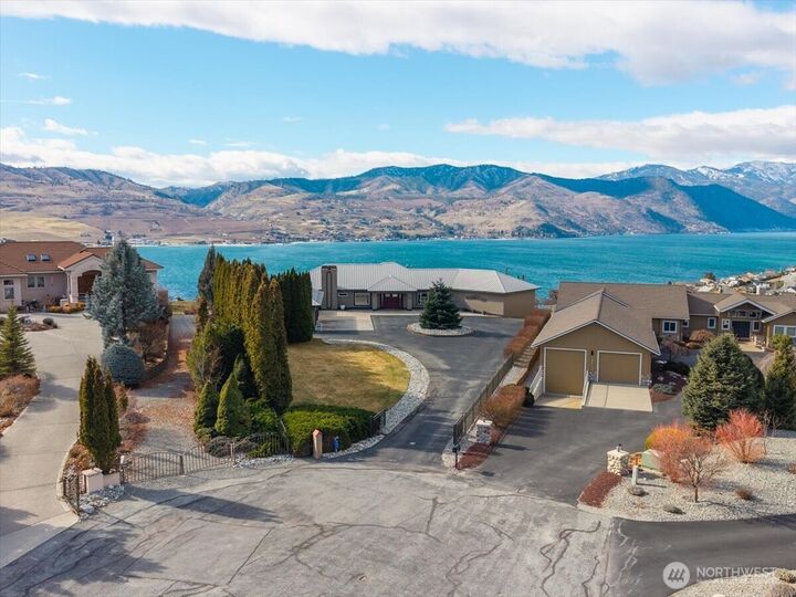 Property Photo:  333  Highpoint Place  WA 98816 